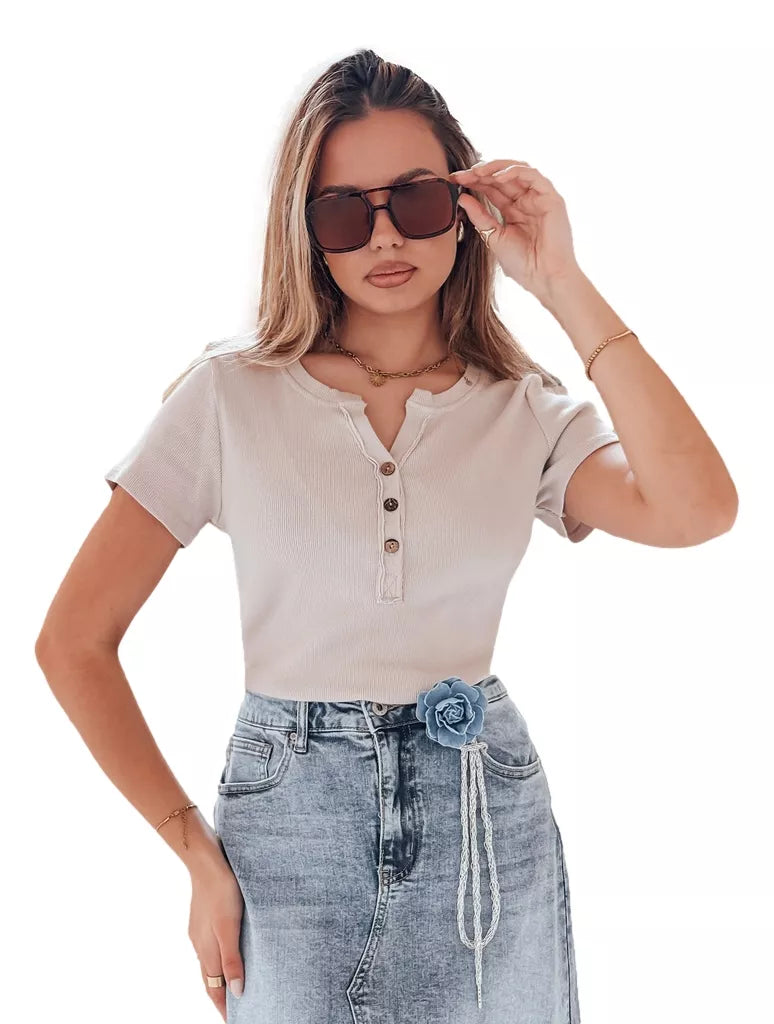 Sieviešu brūna blūze Kiss Look