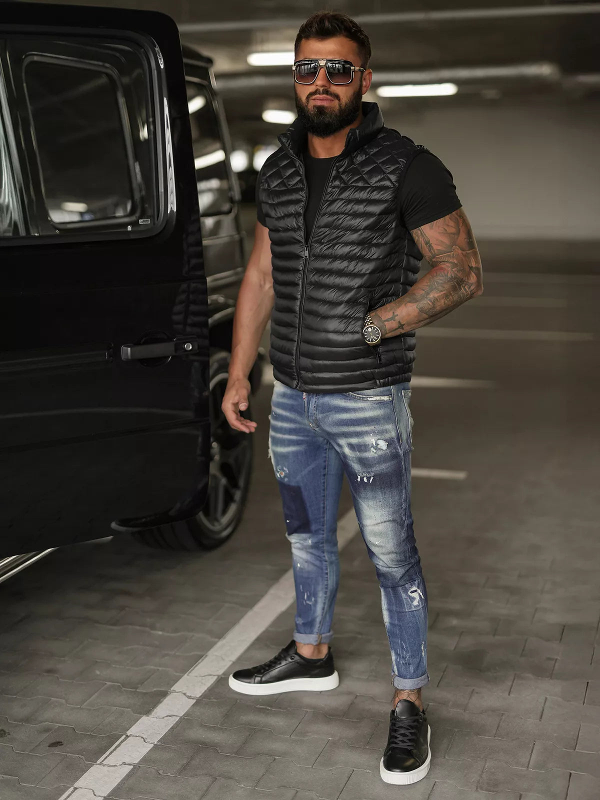 Vīriešu melna veste Kanor