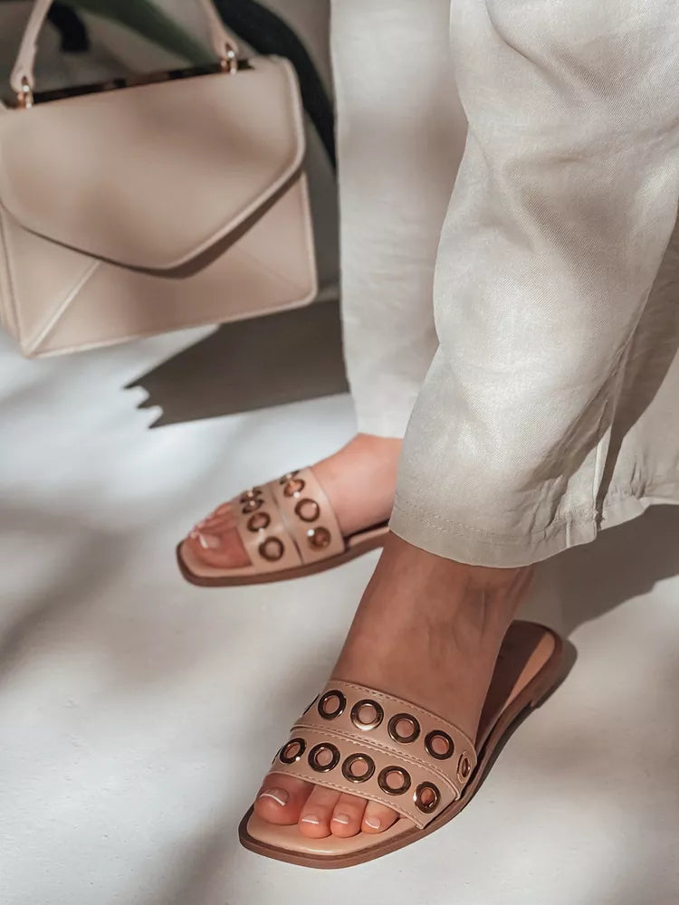 Sieviešu brūnas čības Stelsan