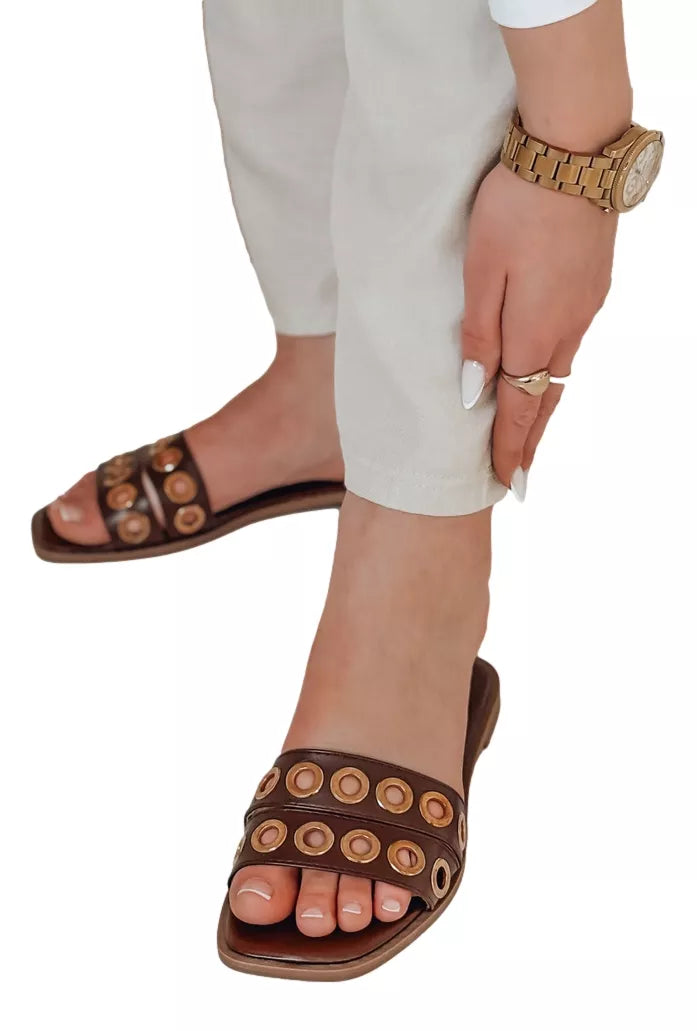 Sieviešu brūnas čības Stelsan