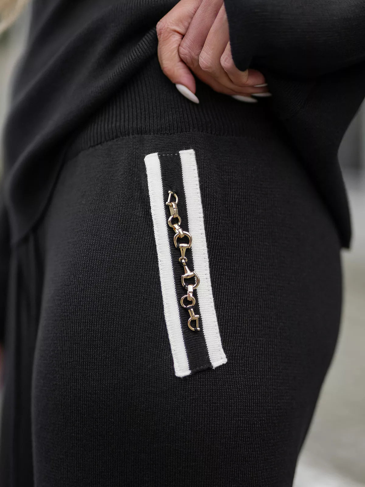 Sieviešu melns atpūtas komplekts Belik