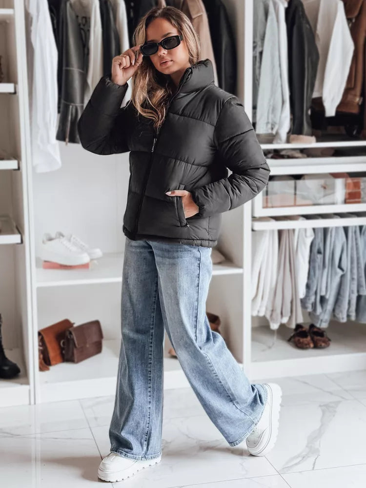 Melna sieviešu jaka Lara