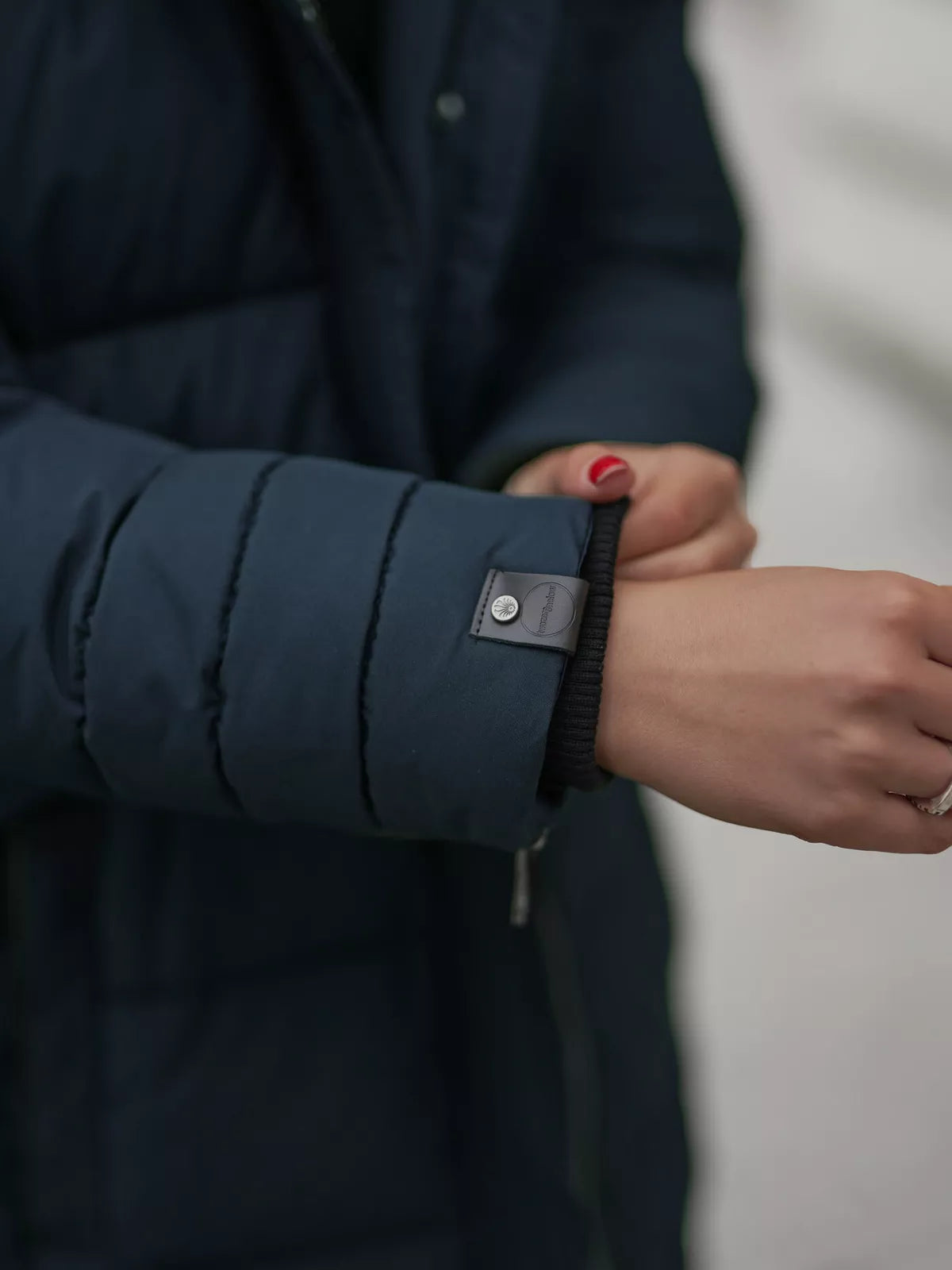 Marni garā sieviešu tumši zila ziemas jaka