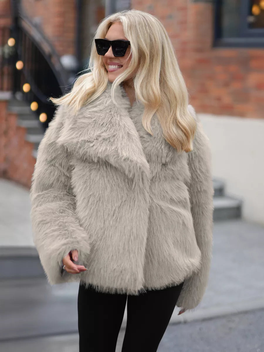 Sieviešu pelēka mākslīgās kažokādas jaka Sofin