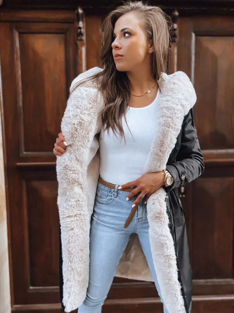 Melna gara sieviešu jaka ar gaišu kažokādu Harpe