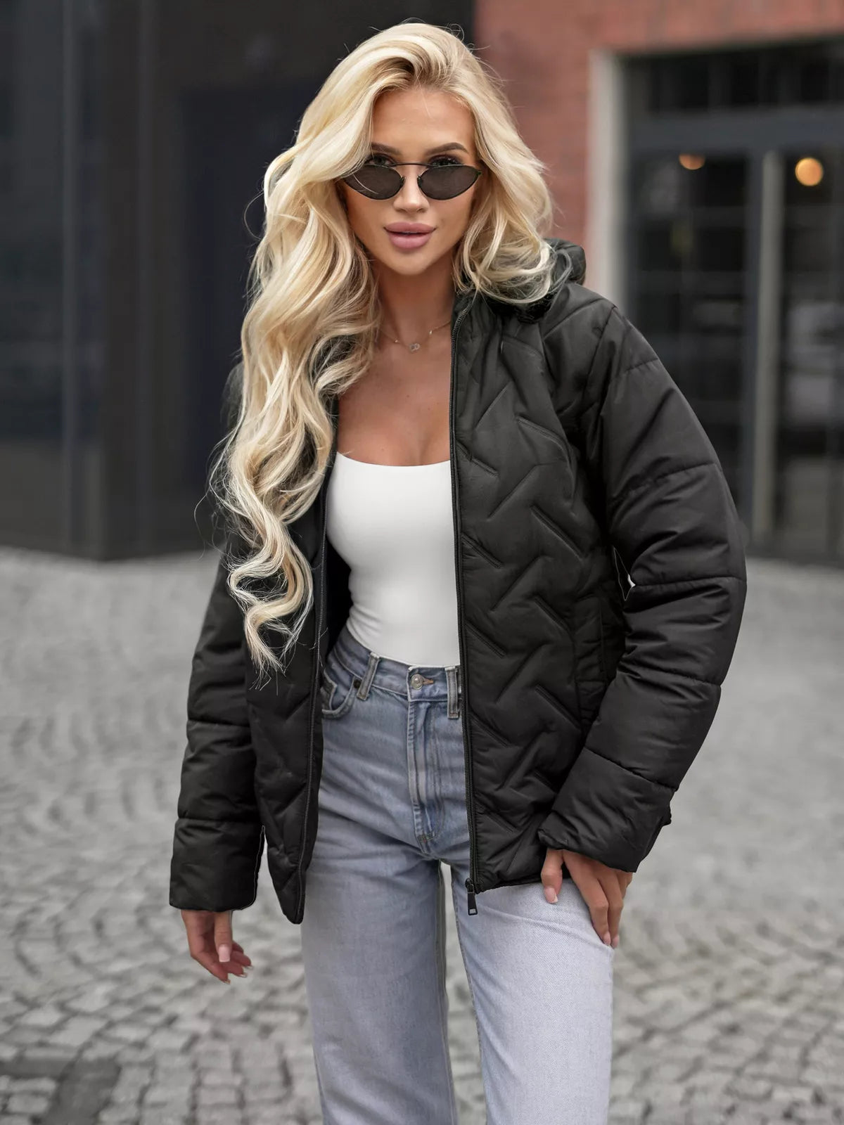 Sieviešu melna jaka Erlin