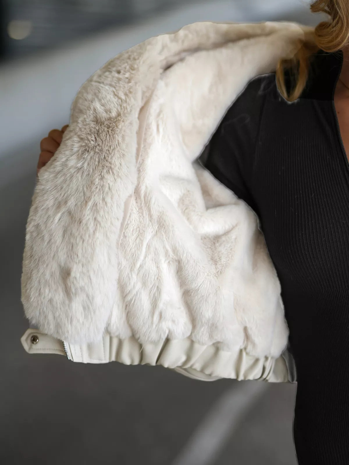 Sieviešu brūna ādas jaka Tiara