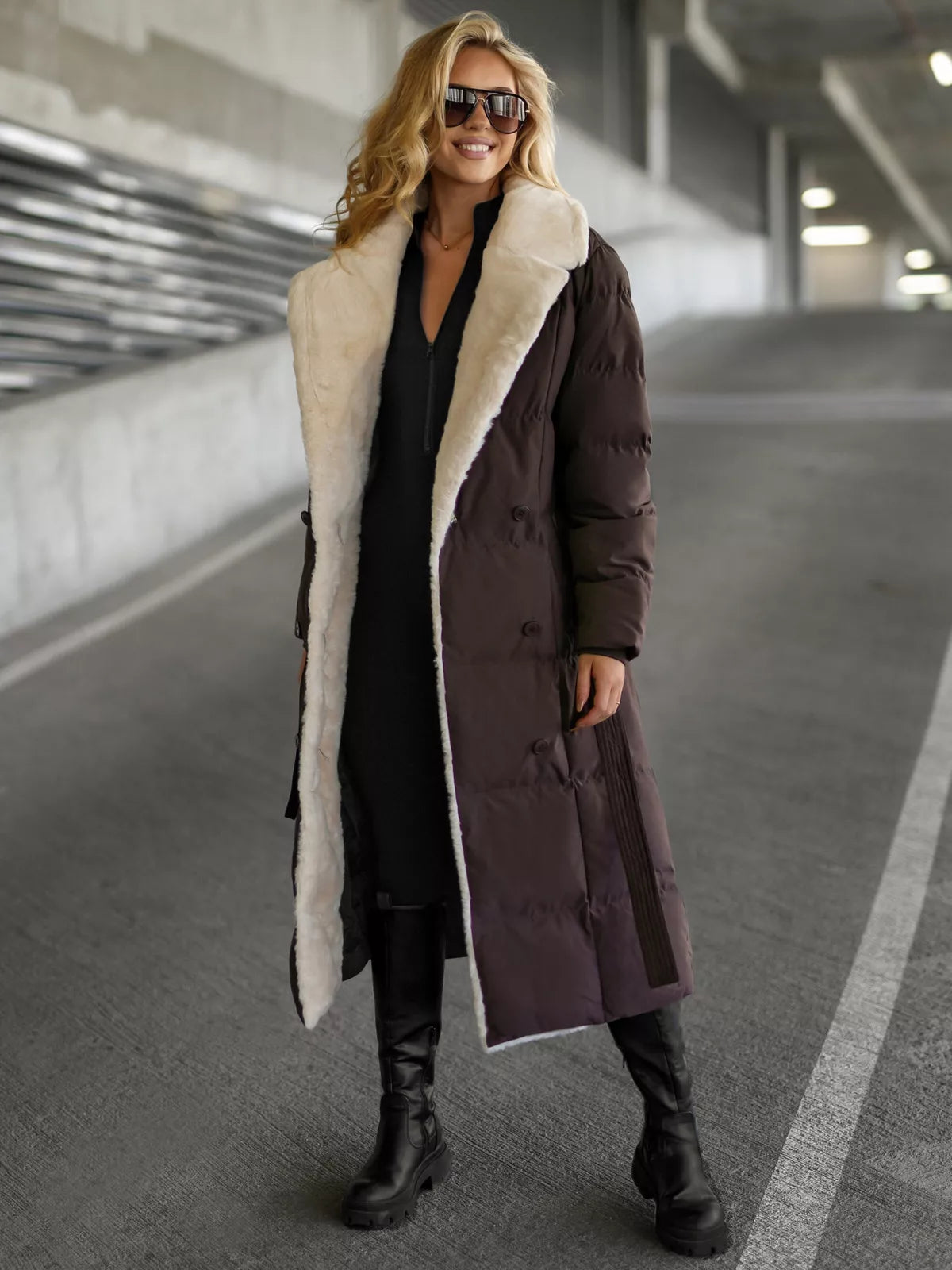 Sieviešu stepēta brūna jaka Charlot