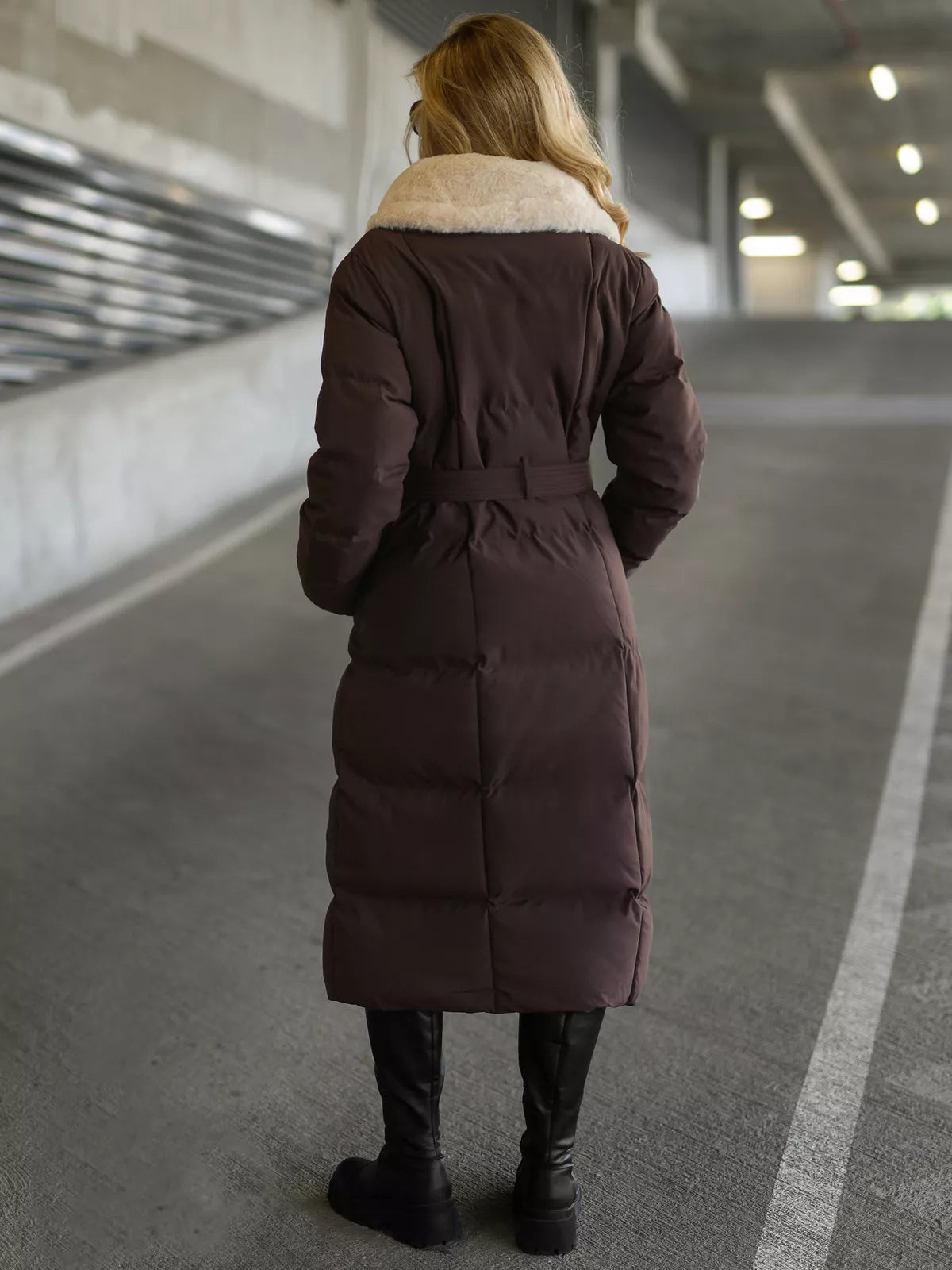 Sieviešu stepēta brūna jaka Charlot