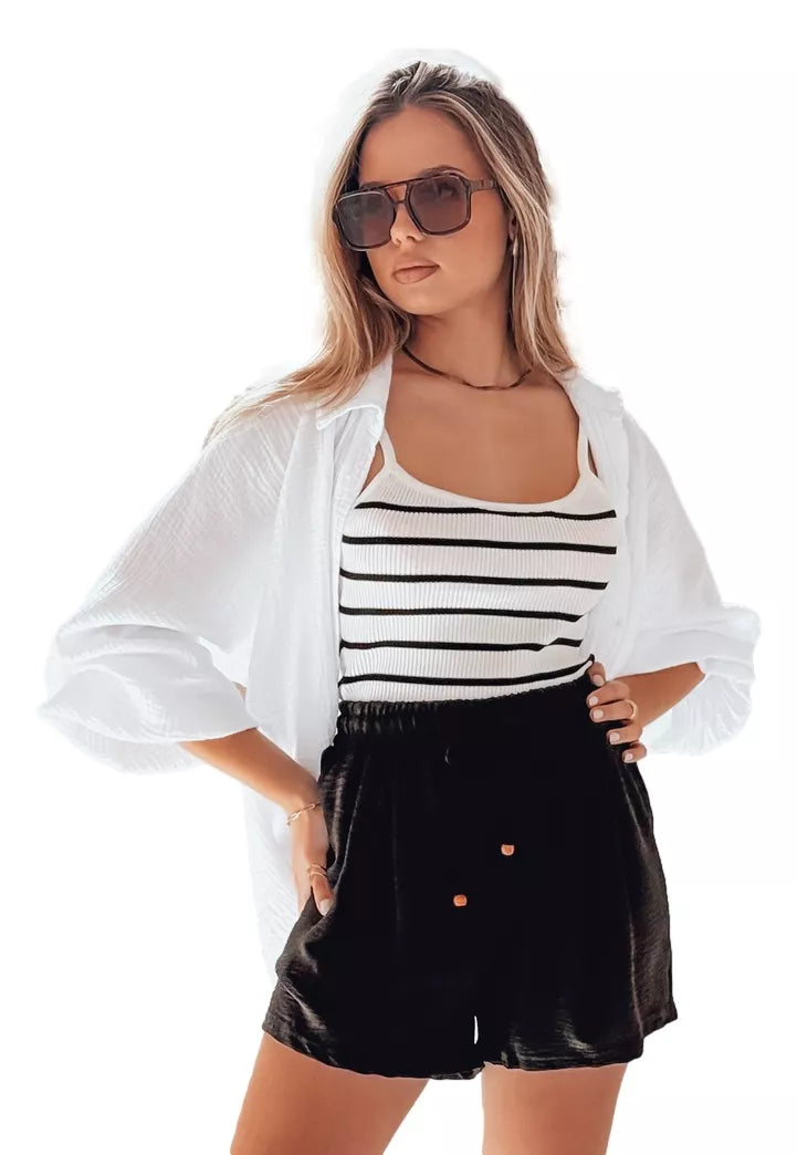 Sieviešu melnas vasaras šorti