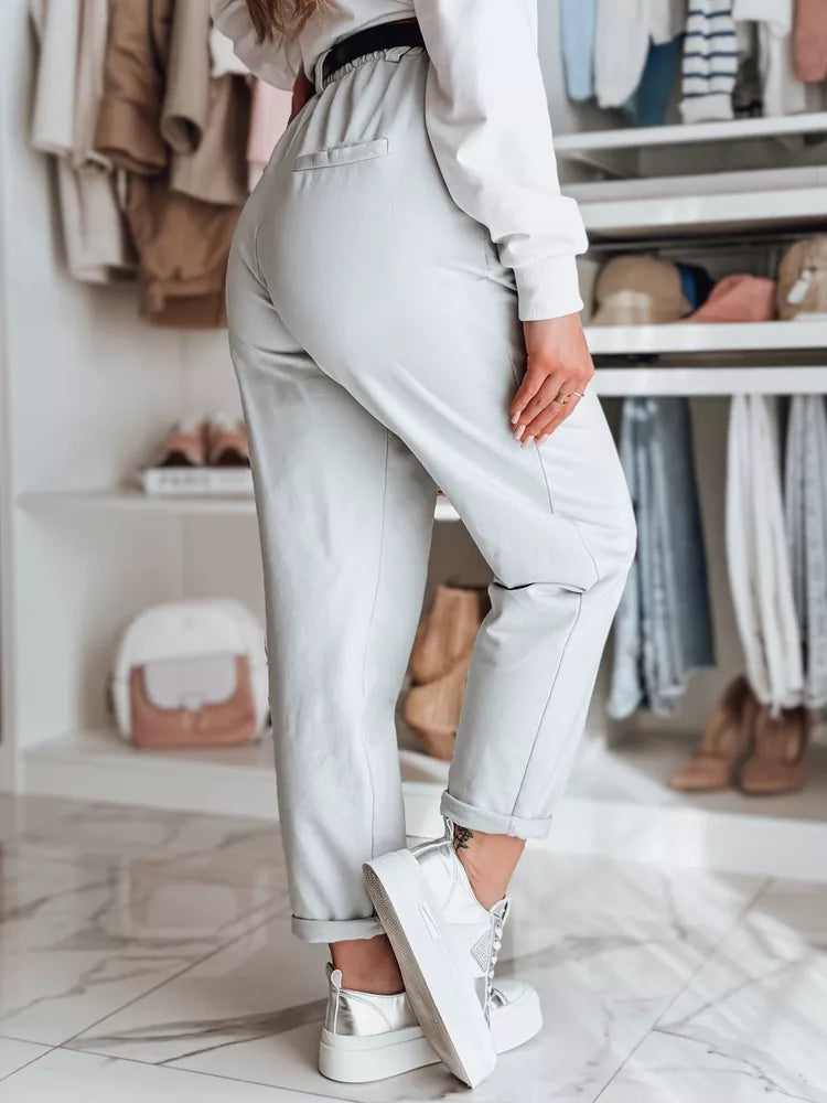 Sieviešu gaiši pelēkas bikses ar jostu Taizemē 