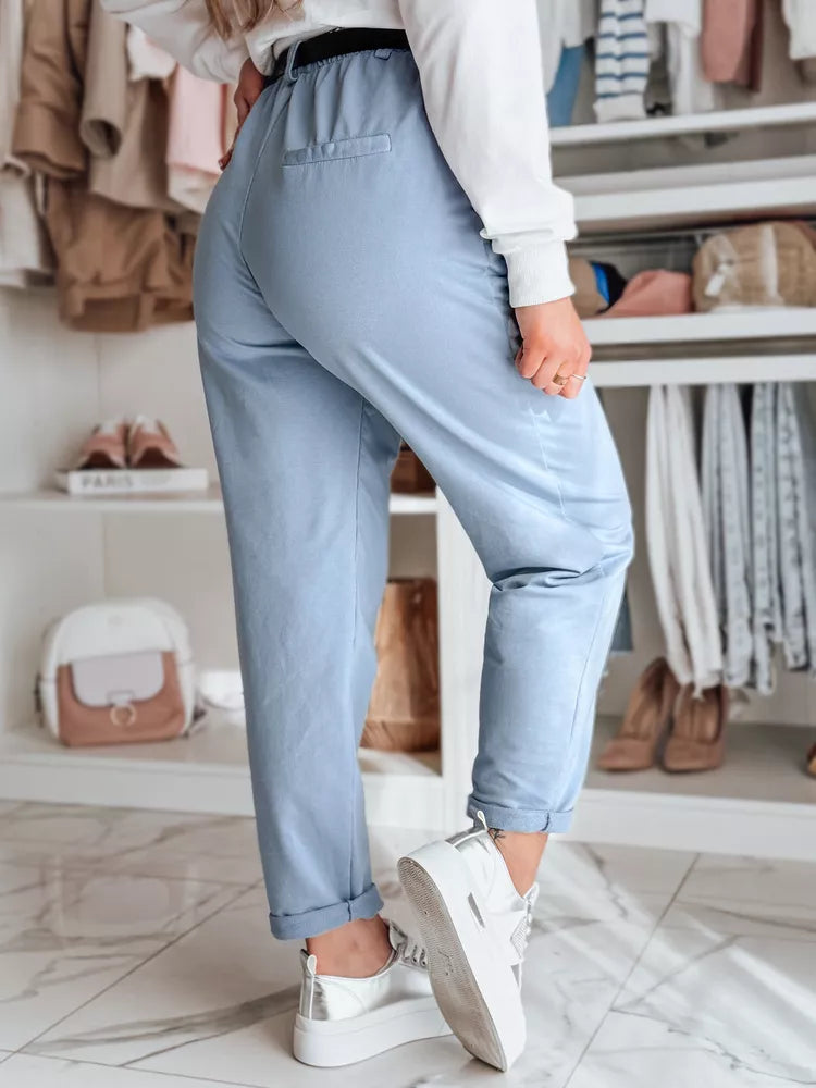 Sieviešu zilas bikses ar jostu Taizemē 