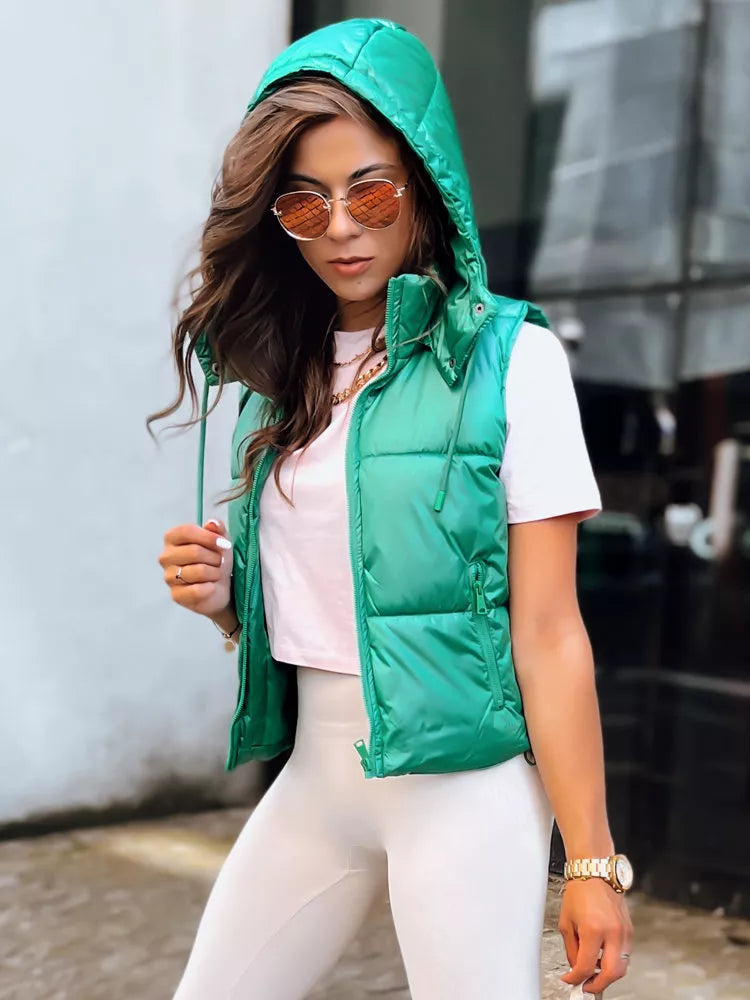 Gaiši zaļa spīdīga veste Osin