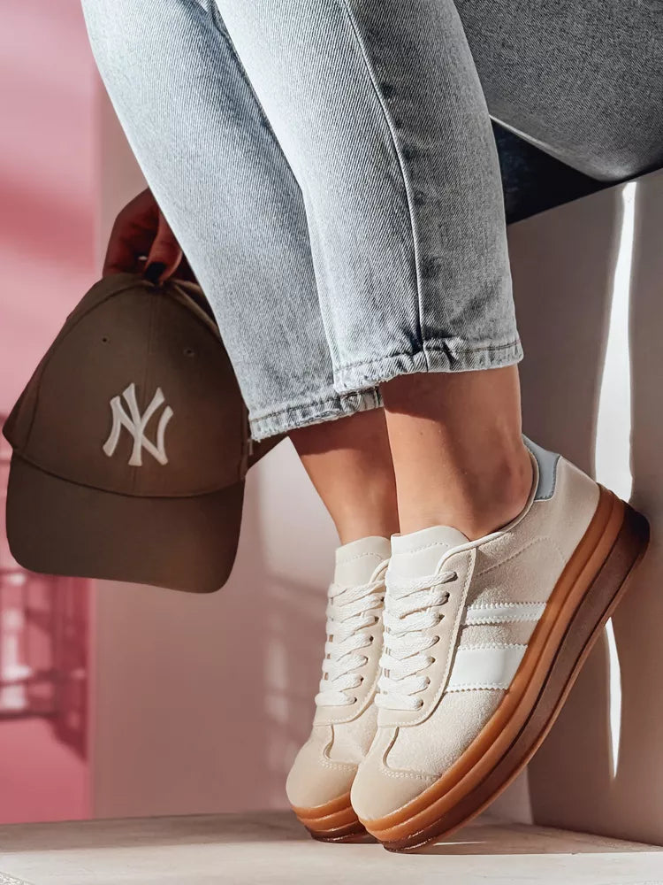 Sieviešu brūnas ikdienas kurpes Tag