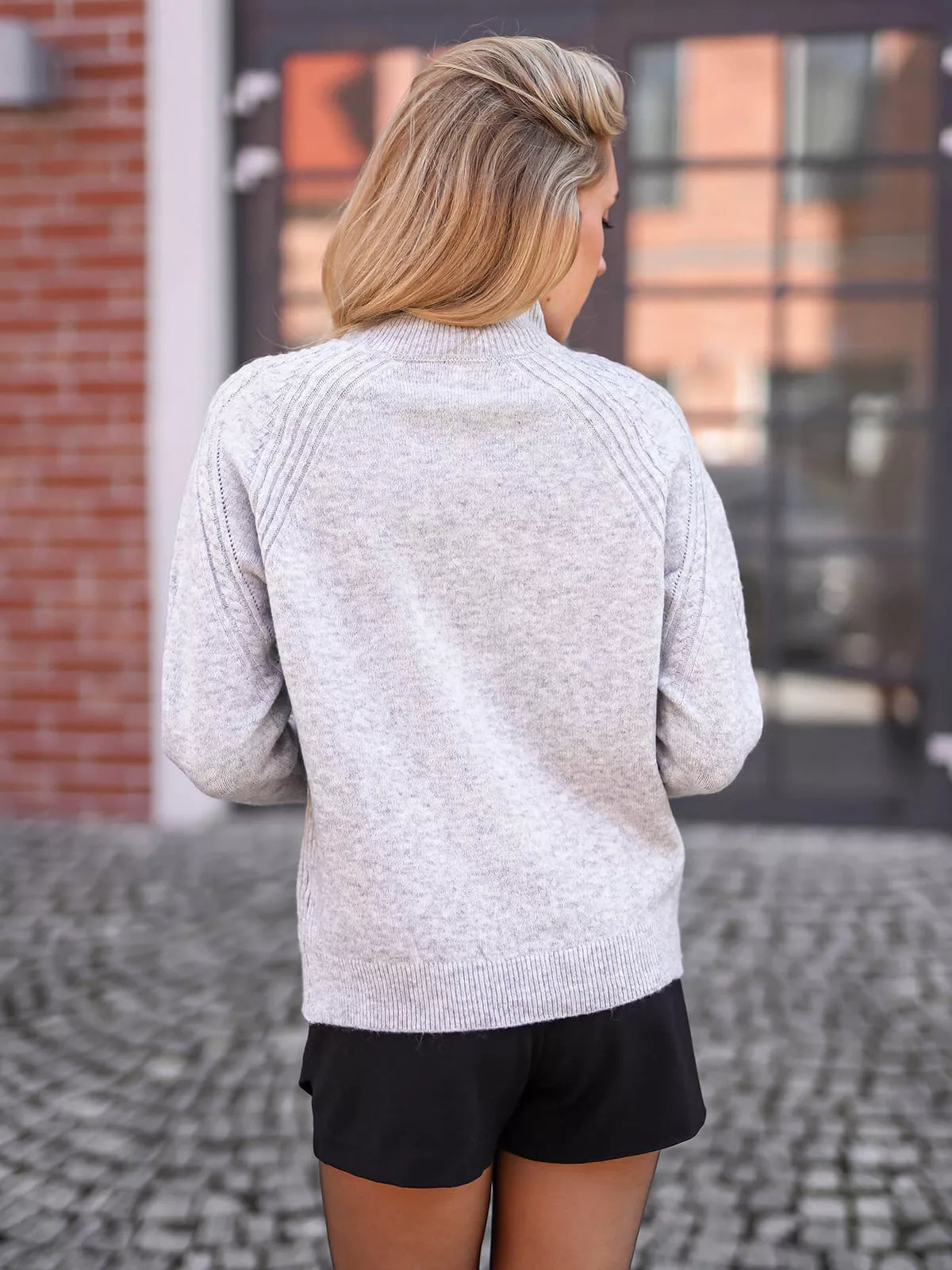 Sieviešu pelēks džemperis Bert