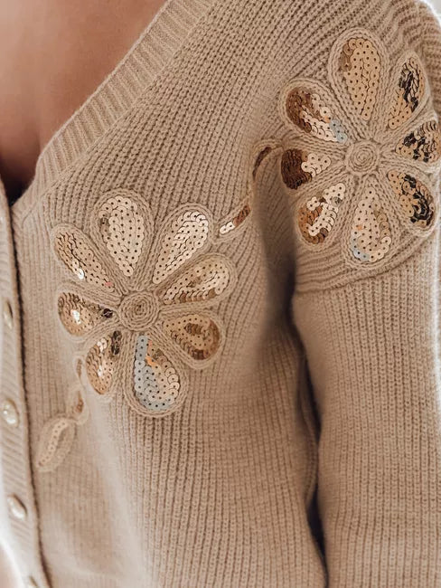 Sieviešu gaiši brūns džemperis Kerinda