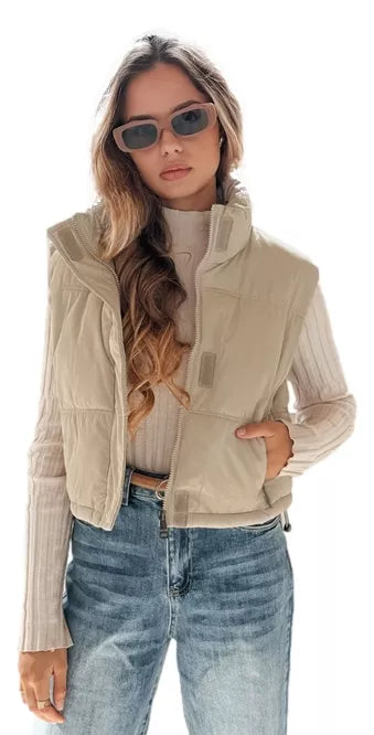 Sieviešu brūna veste Veta