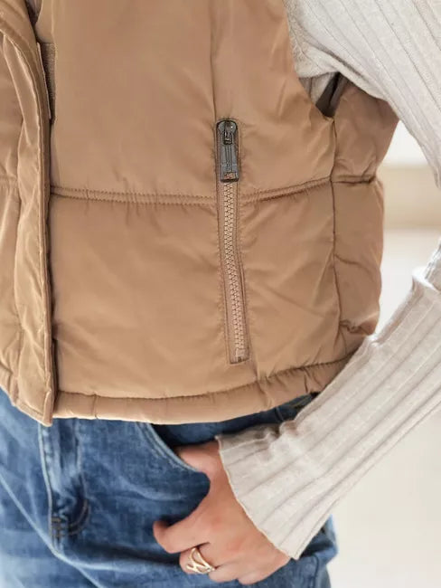 Sieviešu brūna veste Veta