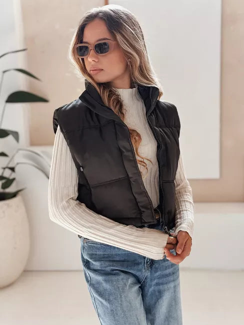Sieviešu melna veste Veta