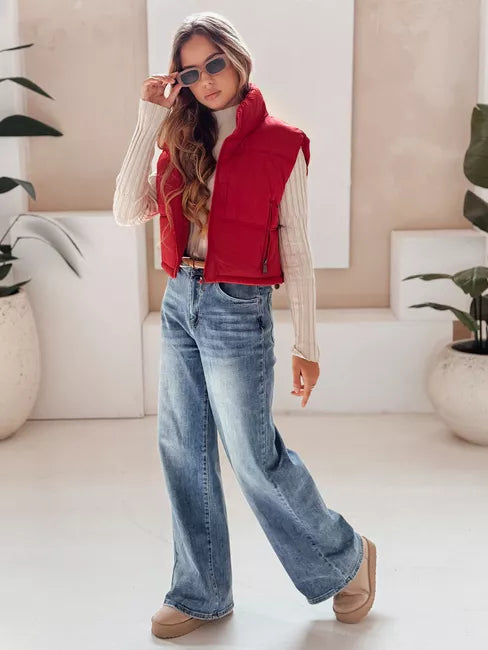 Sieviešu sarkanā veste Veta