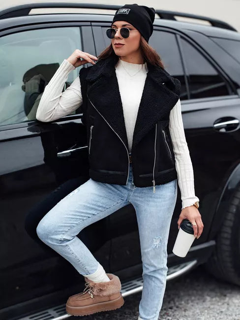 Sieviešu melna veste ar kažokādu