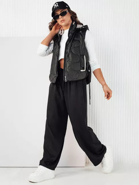 Sieviešu melna veste ar kapuci Teros 