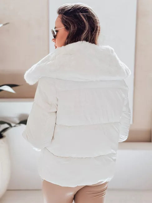 Sieviešu balta īsa jaka ar kažokādu Flora