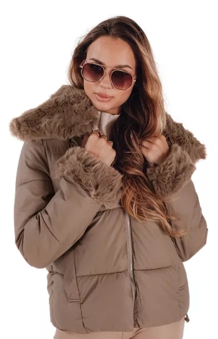 Sieviešu brūna īsa jaka ar kažokādu Flora