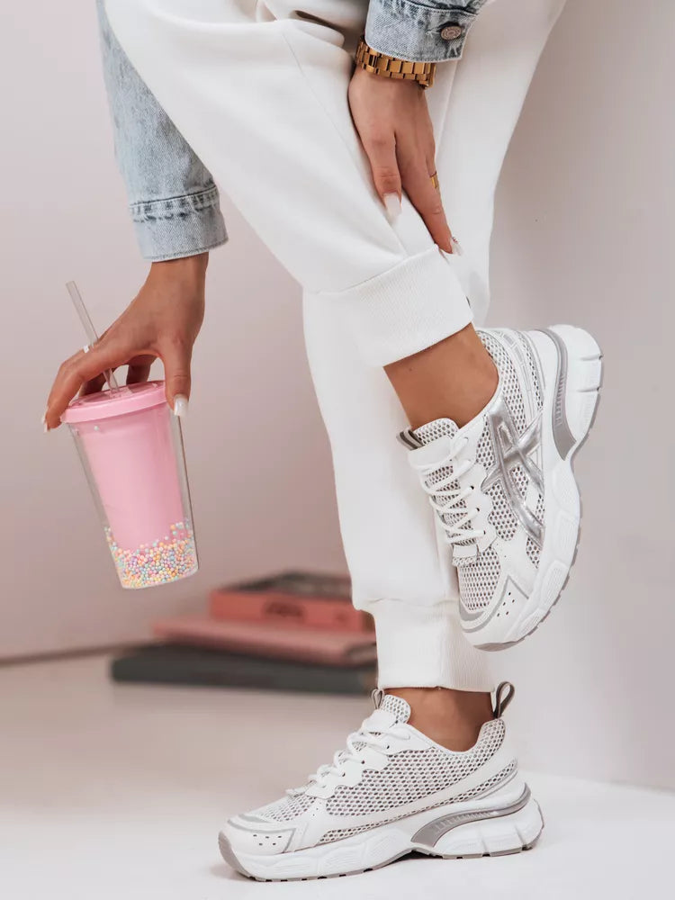 Sieviešu balti ikdienas apavi ar sudrabainām detaļām Dinamic