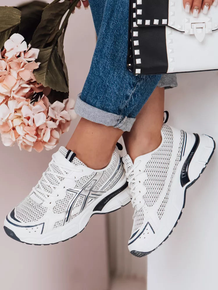 Sieviešu balti ikdienas apavi ar tumši zilām detaļām Dinamic