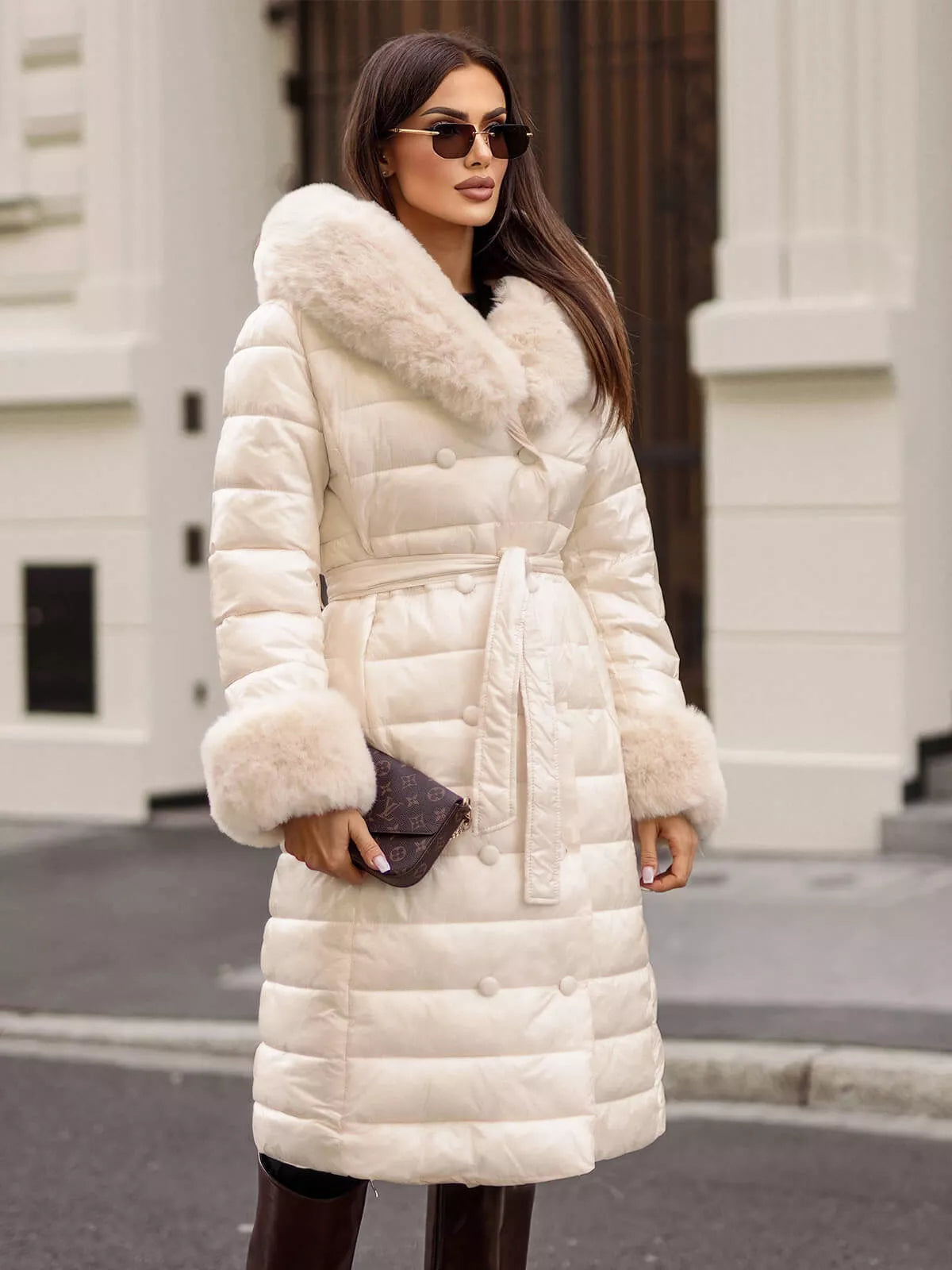 Sieviešu baltais mētelis Karum