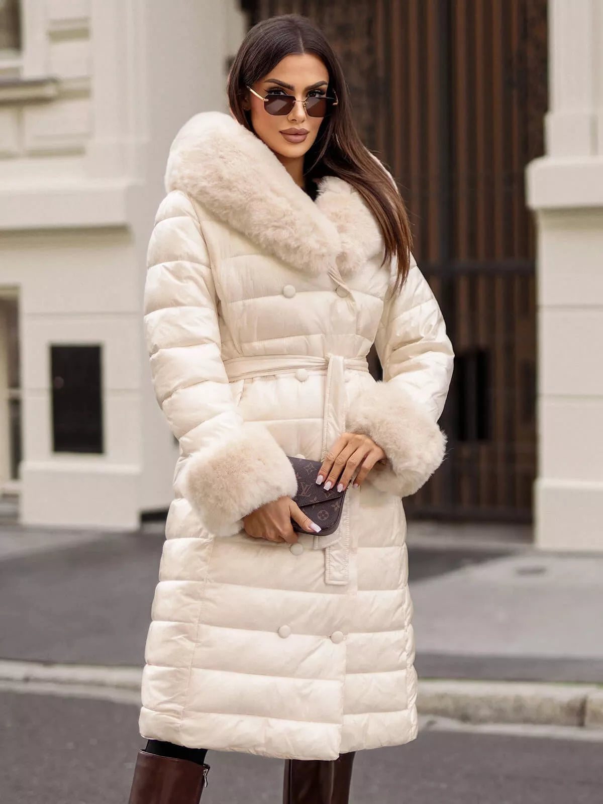 Sieviešu baltais mētelis Karum