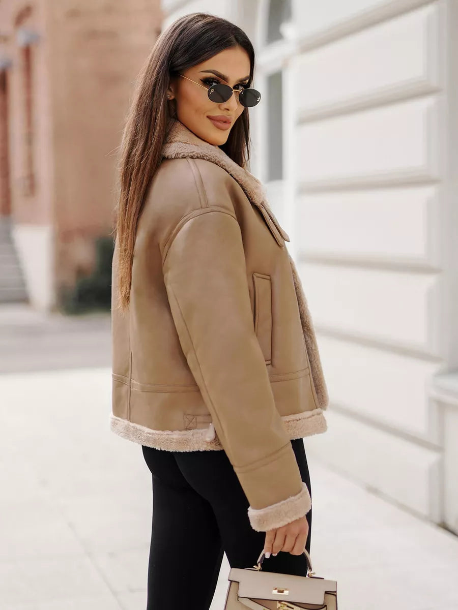 Sieviešu brūna ādas jaka ar kažokādu Maria