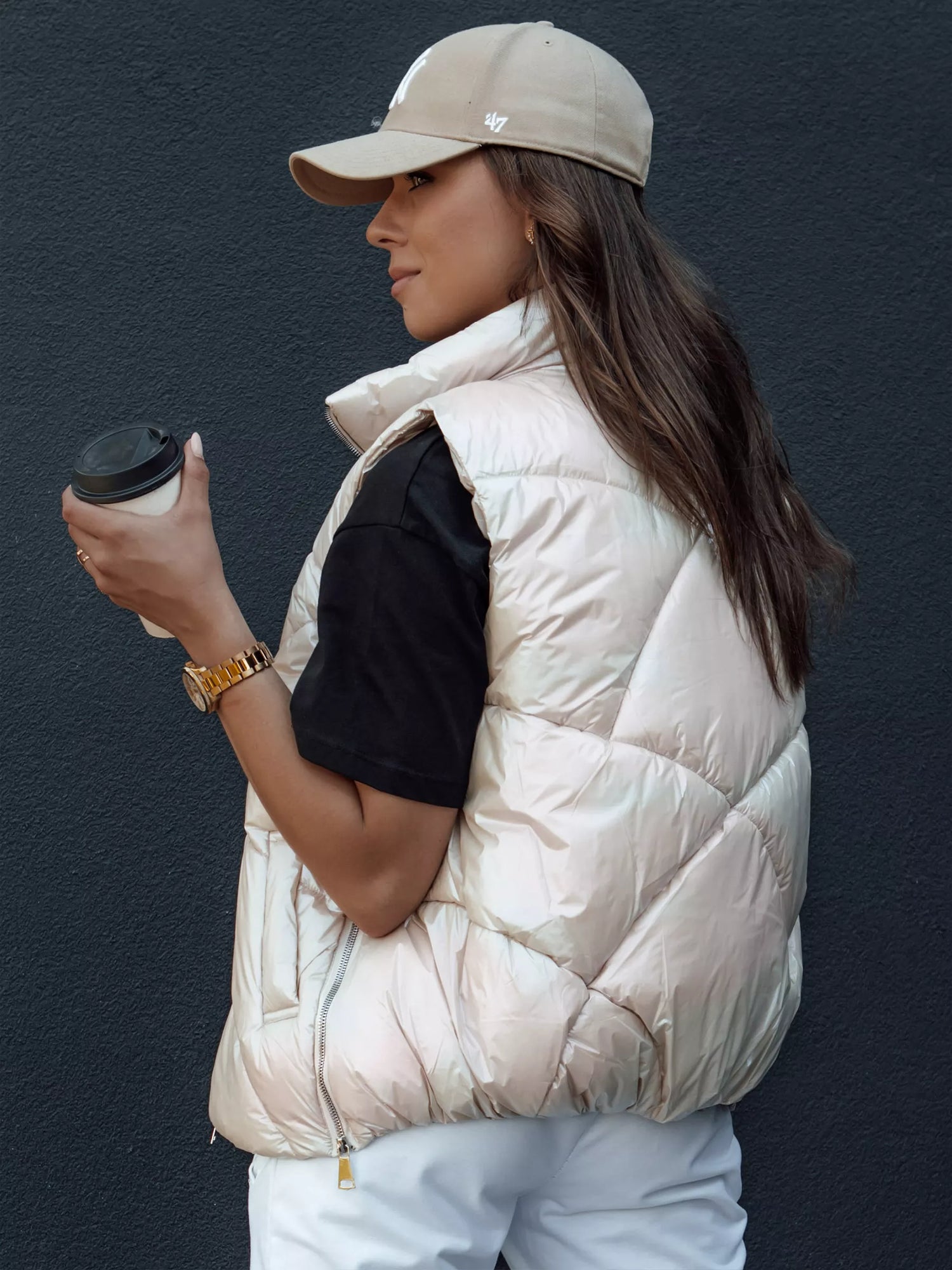 Sieviešu brūna veste Oli