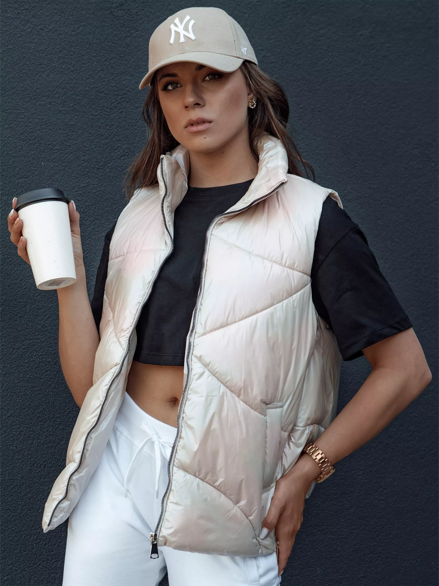 Sieviešu brūna veste Oli