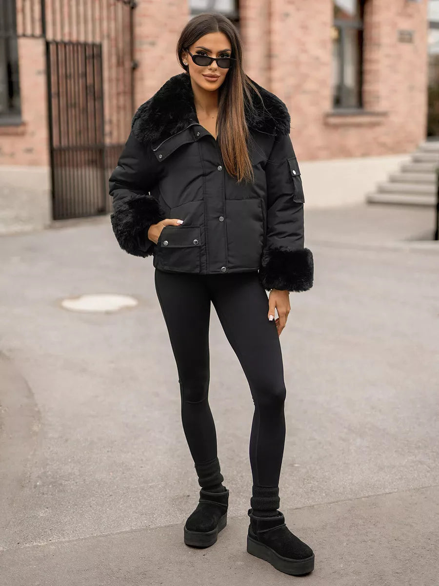 Sieviešu melna jaka Lara