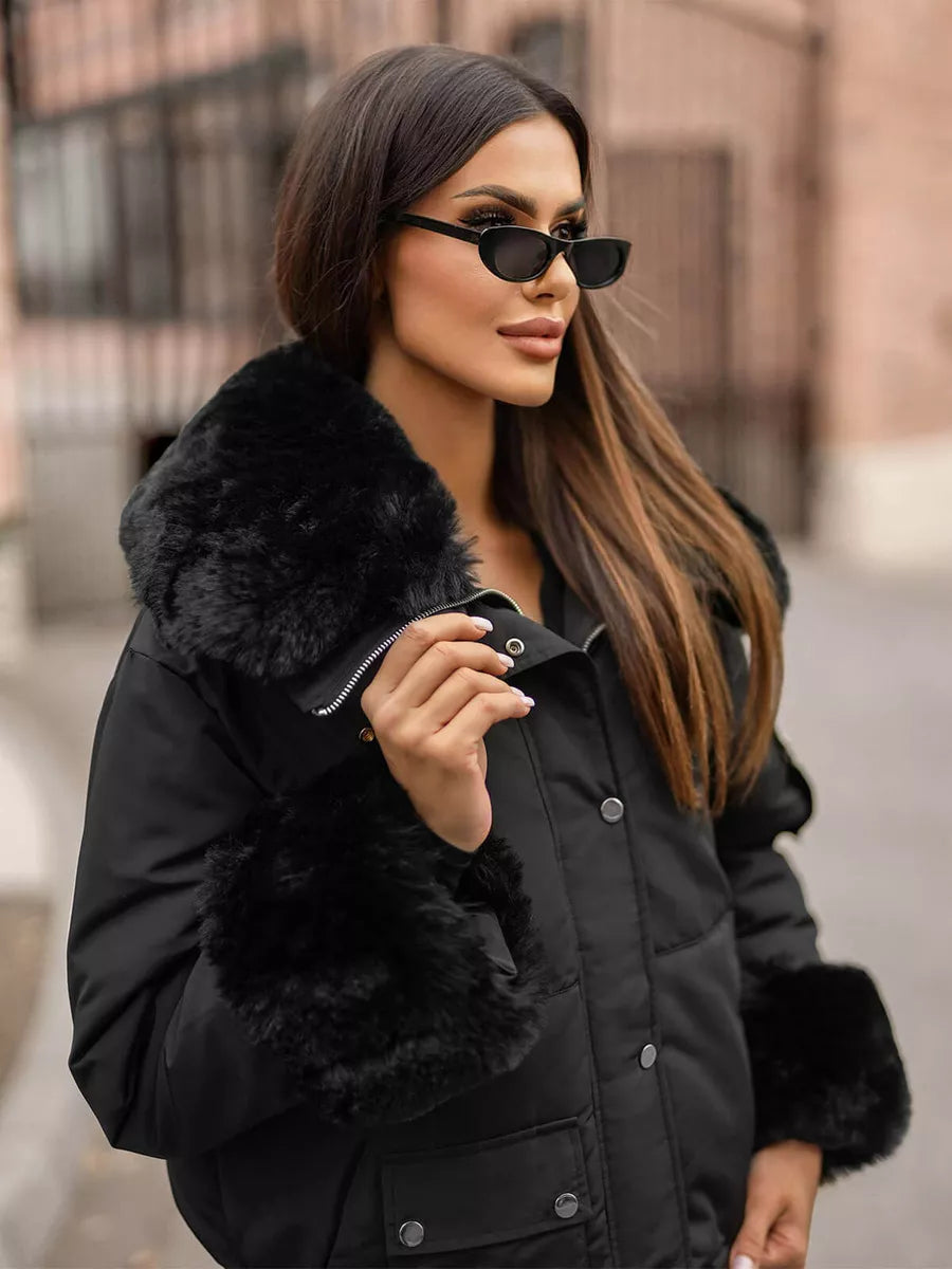 Sieviešu melna jaka Lara