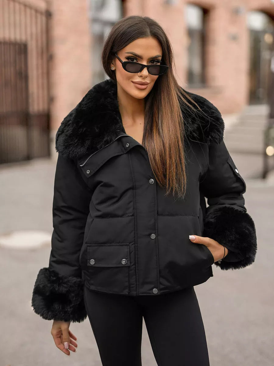 Sieviešu melna jaka Lara