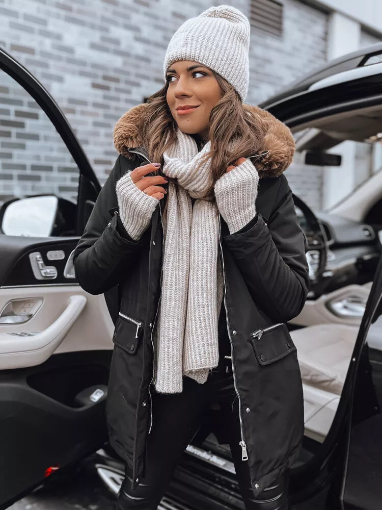 Sieviešu melna jaka Spare