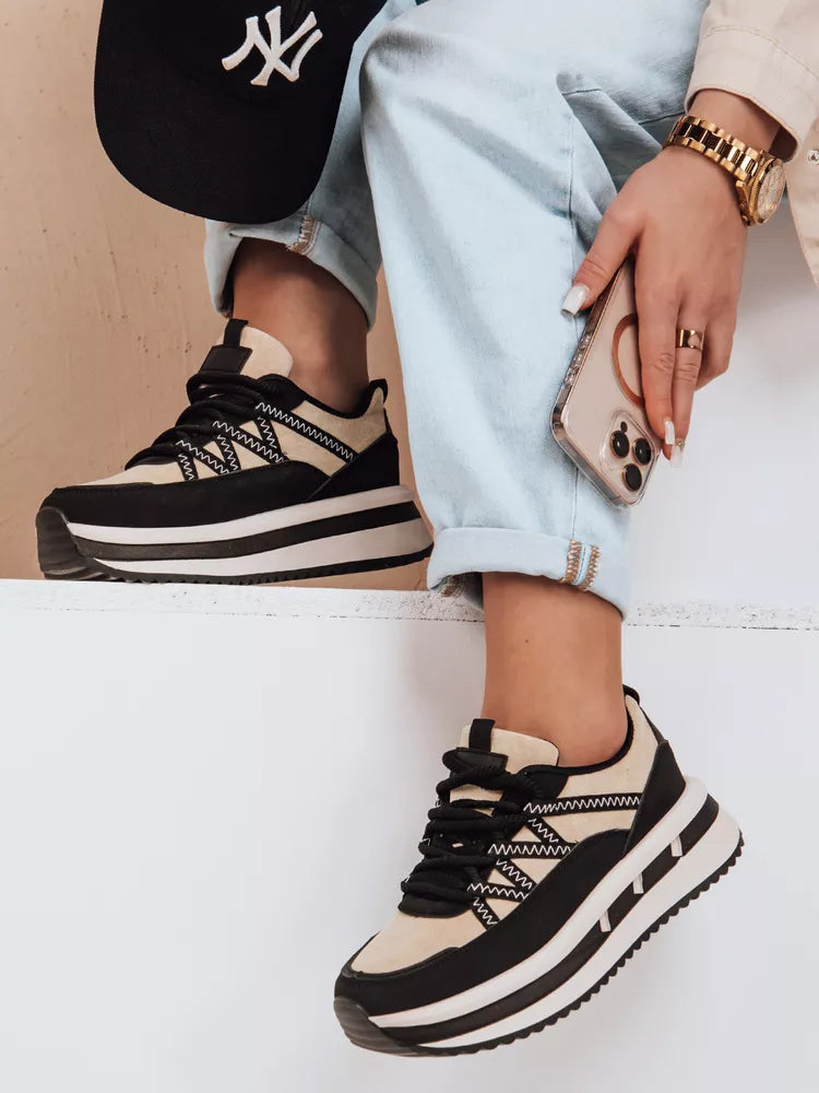 Sieviešu melnas ikdienas kurpes Rādīt