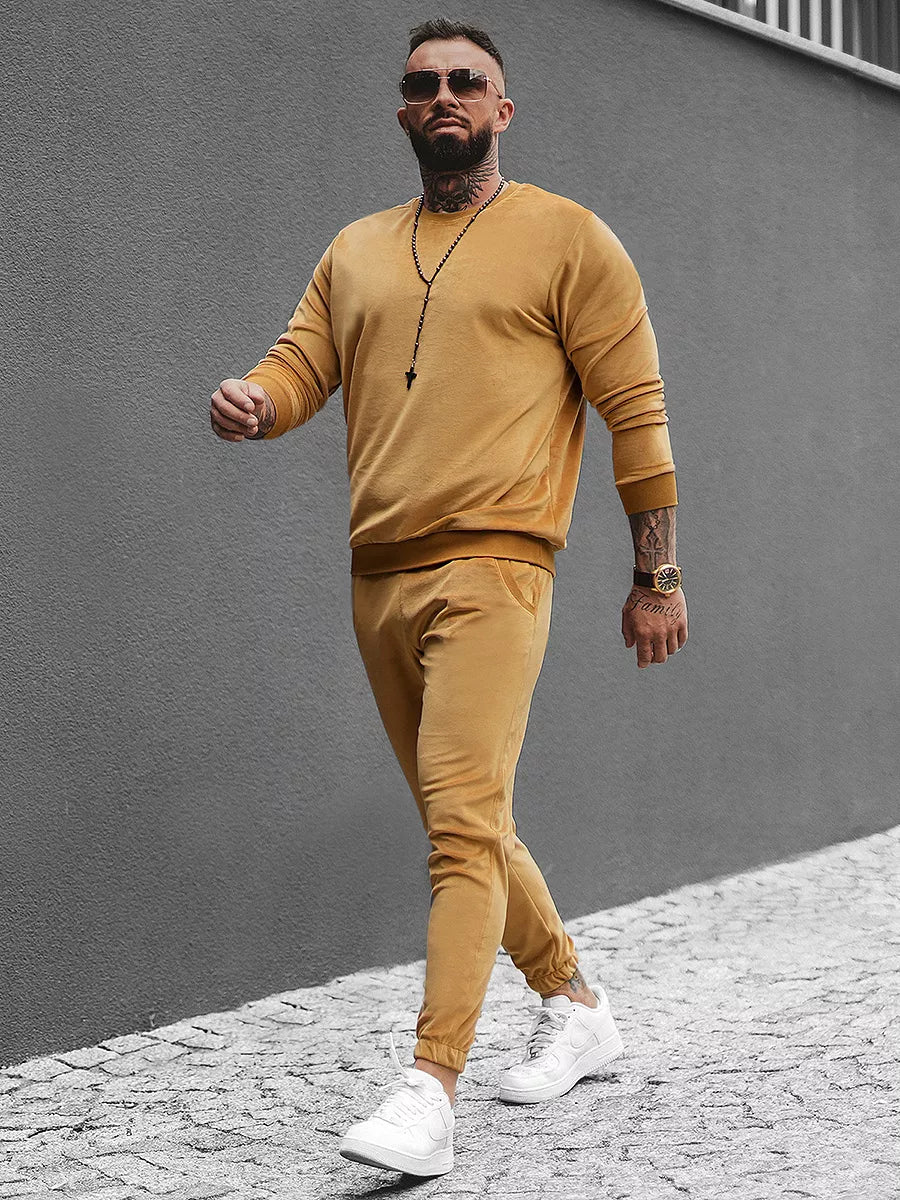 Vīriešu brūns velūra brīvā laika komplekts Kafil.