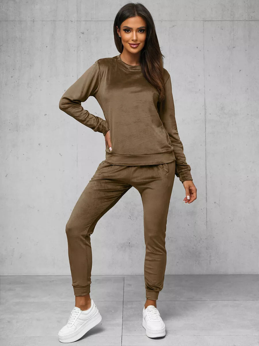 Tumši brūns velūrs Monar