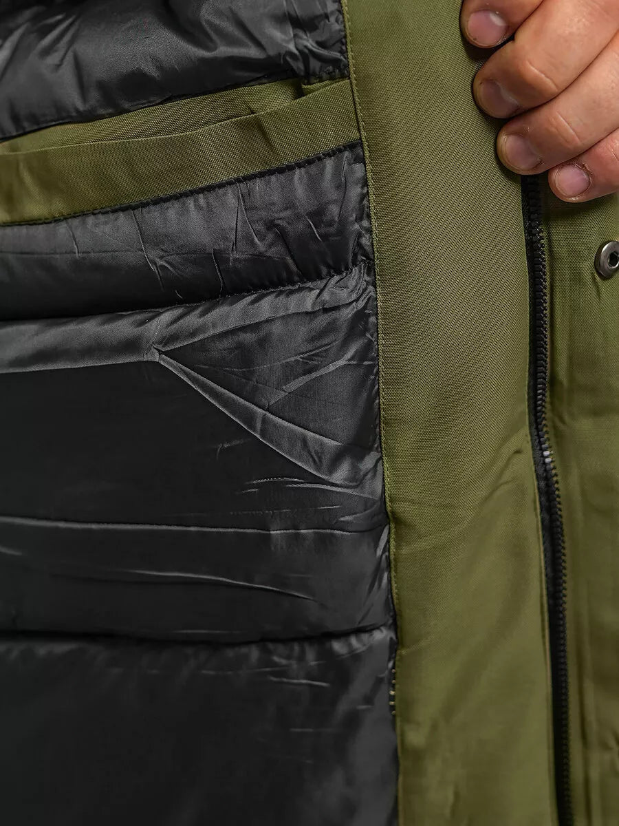 Khaki krāsas vīriešu jaka ar kapuci ziemas