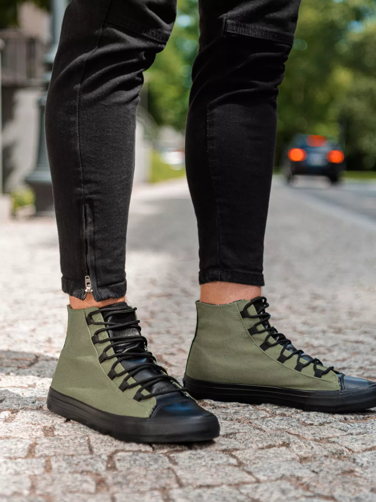 Haki krāsas vīriešu laivzābaki Sneki 