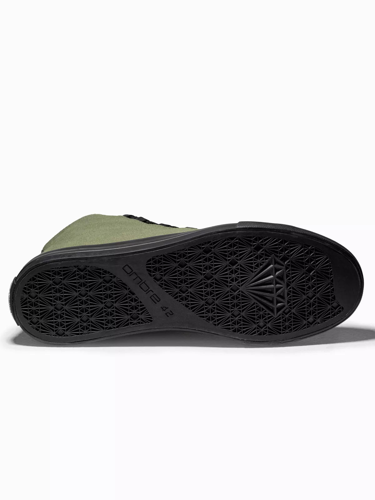 Haki krāsas vīriešu laivzābaki Sneki 