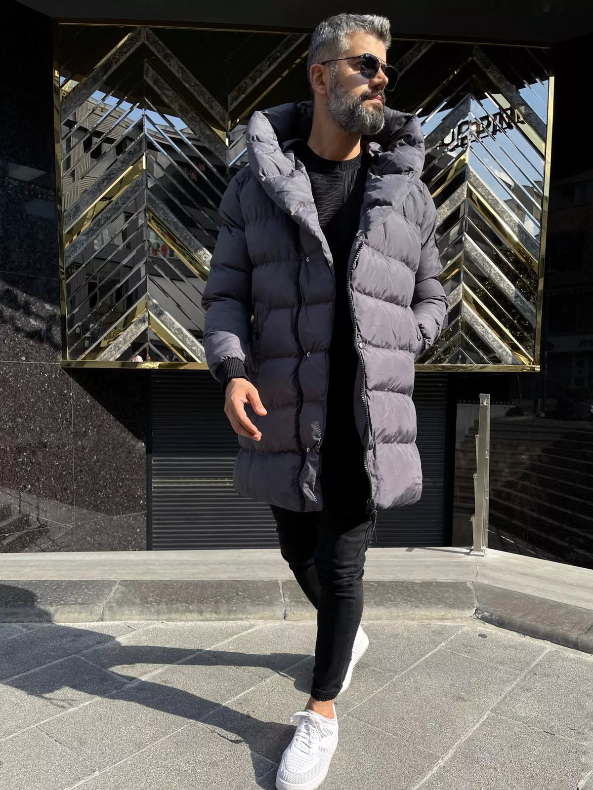 Melna vīriešu jaka bez kapuces Guno