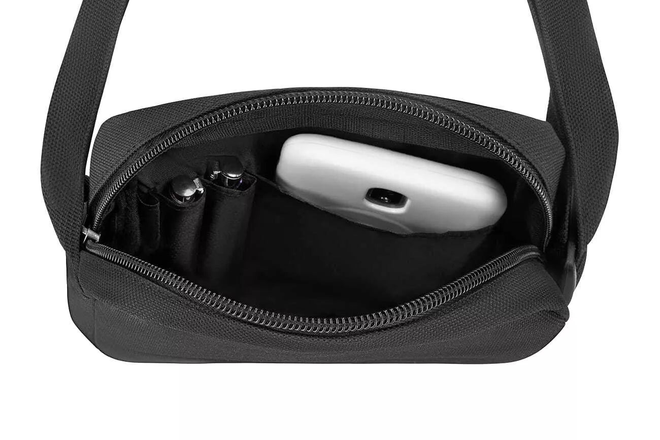 Vīriešu melna rokassoma Danny