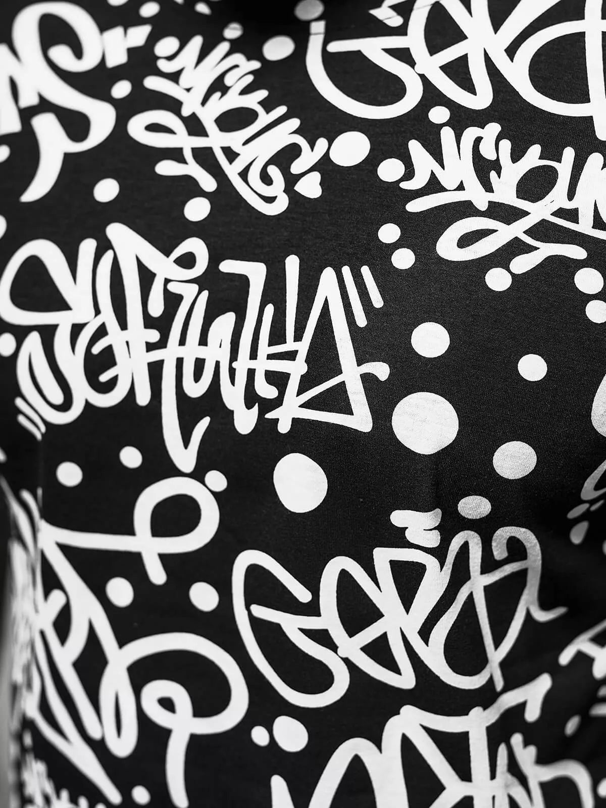 Vīriešu melns T-krekls ar rakstiem Ginger