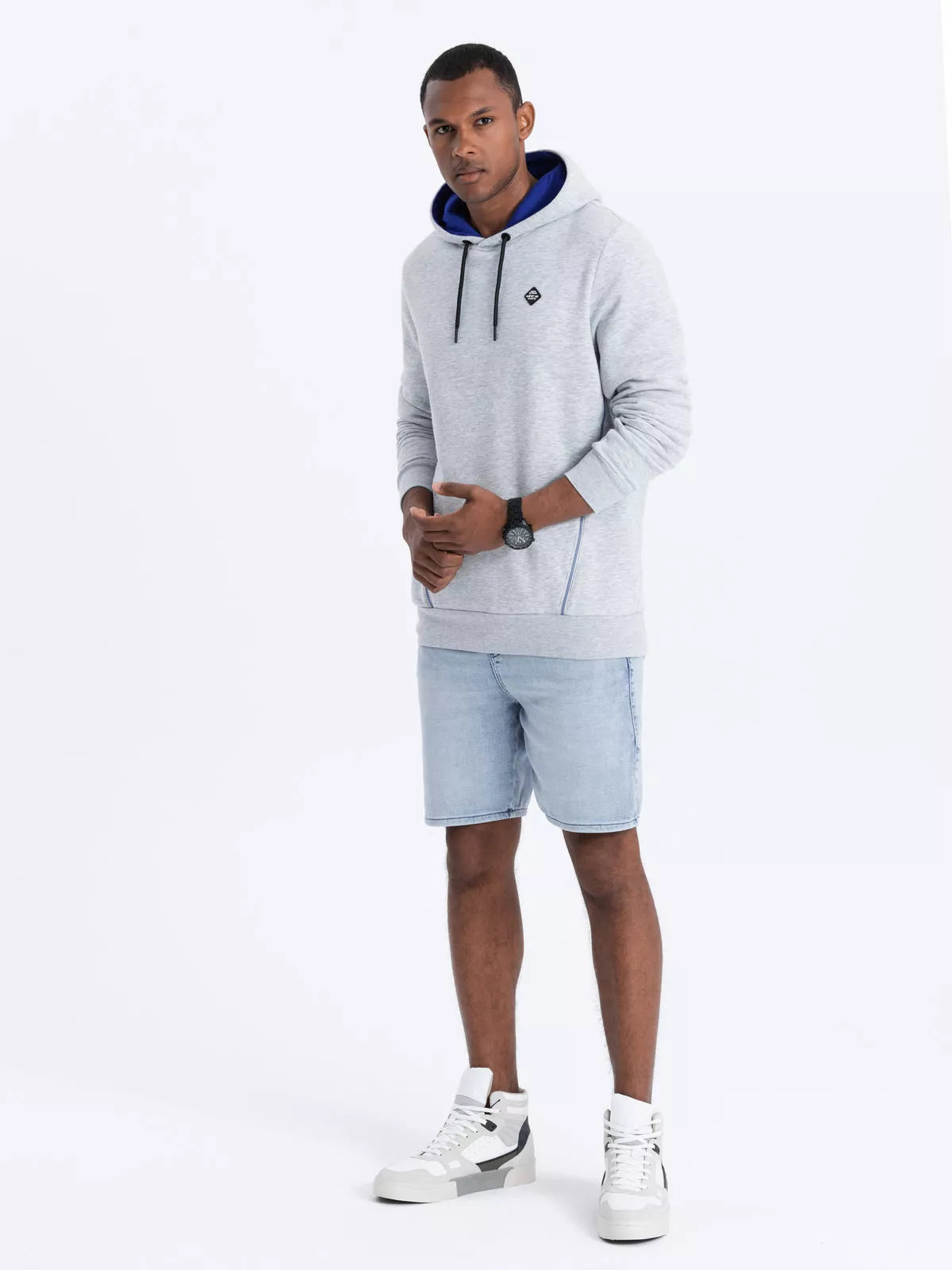 Pelēks vīriešu džemperis Runo