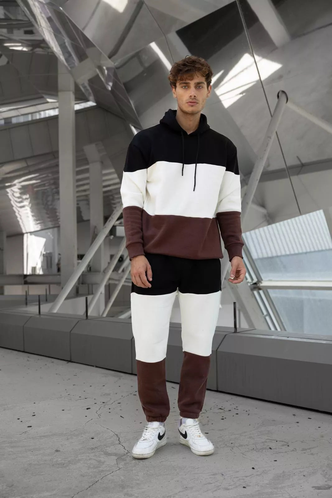 Trīskrāsu vīriešu melns treniņtērps One